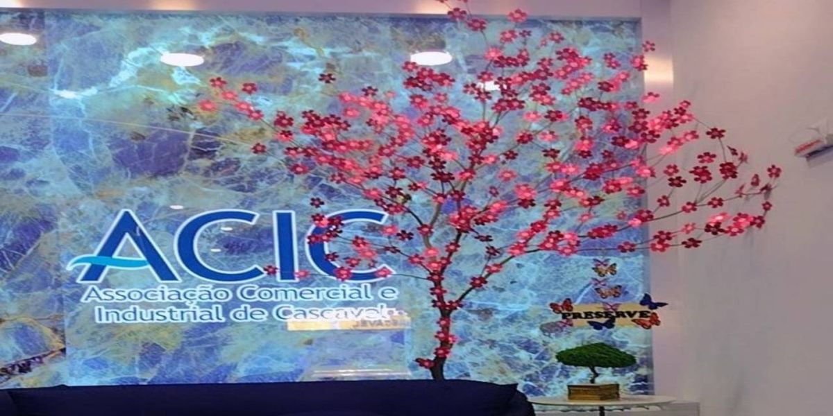 Acic envolve seus colaboradores em concurso que marca o Dia da Árvore