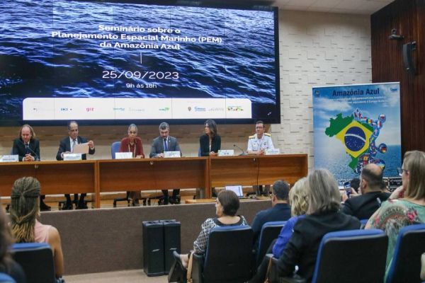 Brasil quer explorar riquezas naturais marítimas sem riscos ambientais