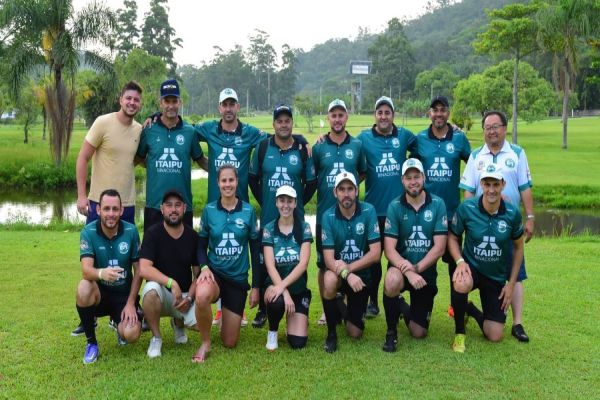 Atletas de Cafelândia buscam medalhas na 3ª etapa do Campeonato Brasileiro de Footgolf
