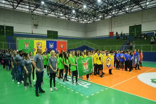 Copa Elite arrecada alimentos para o Provopar