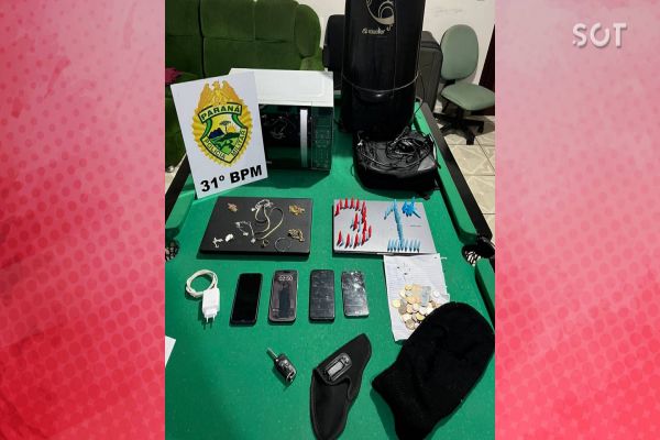 Imagem referente a notícia: Família é assaltada com violência por três indivíduos em Terra Roxa; Polícia recupera bens roubados