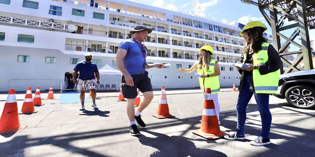 Chegada de turistas internacionais aumenta 66% no Paraná em 2023, aponta boletim