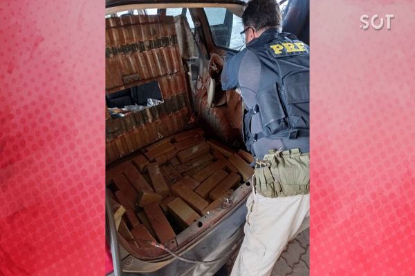 Imagem referente a notícia: PRF prende casal de namorados por tráfico internacional de drogas em Cascavel