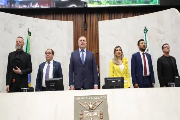 Foto relacionada a notícia: Dia Nacional da Guarda Municipal é celebrado na Assembleia Legislativa do Paraná
