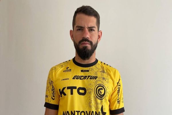 Meia Jeremias é o segundo reforço do FC Cascavel para temporada 2024