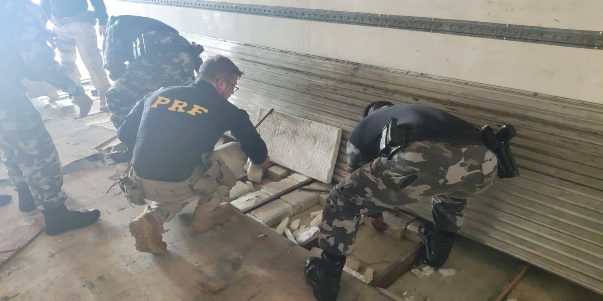 Polícia Rodoviária Federal apreende grande quantidade de cocaína na BR-277 em Cascavel