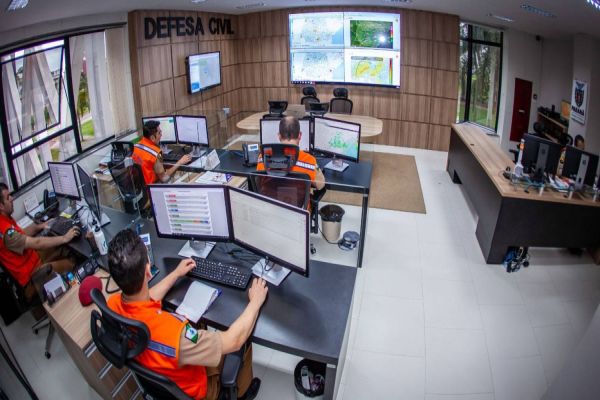 Paraná investe R$ 8 milhões em nova plataforma para aprimorar alertas de desastres naturais