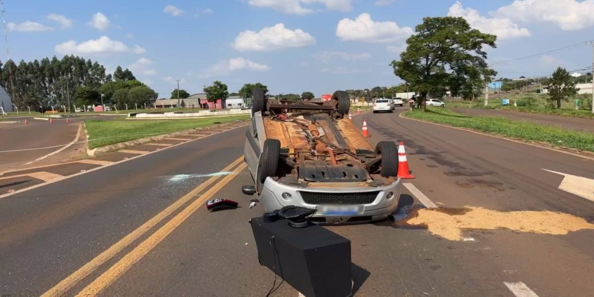 Capotamento é registrado na BR-277 em Santa Tereza do Oeste