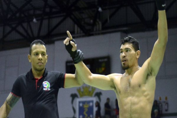 Cascavel se destaca no Muay Thai e conquista títulos no Paraná Combate 2023