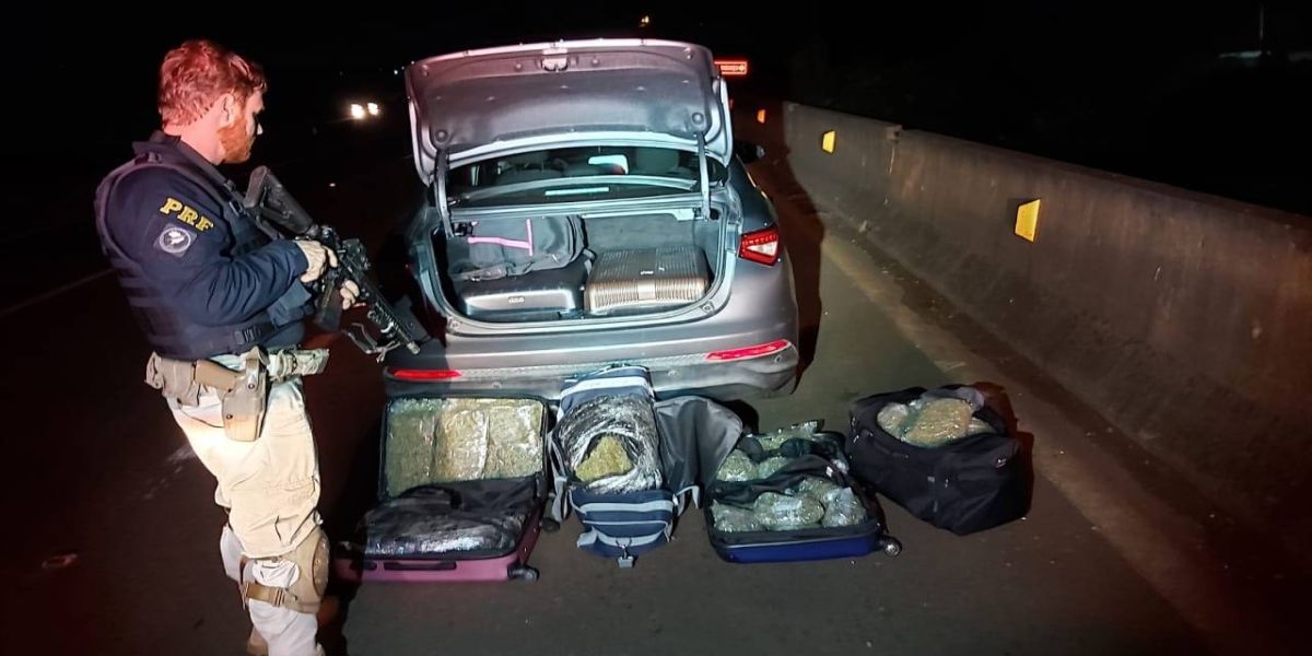 PRF apreende 94 quilos maconha não prensada em São Miguel do Iguaçu