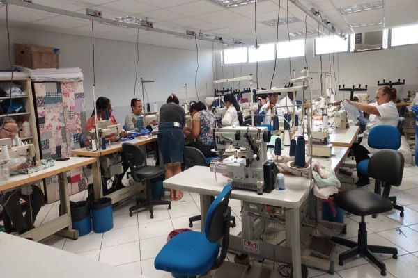 Prefeitura de Cascavel abre vagas para curso de costura gratuito