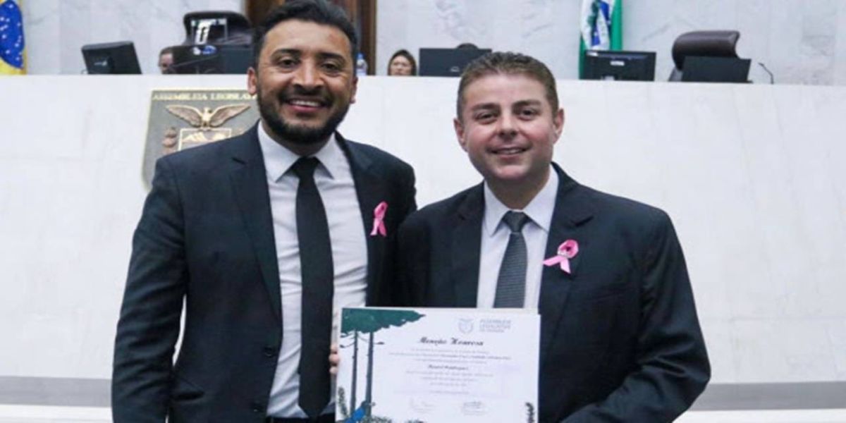 Deputado Soldado Adriano José (PP) entrega Menção Honrosa a Daniel Waldrigues