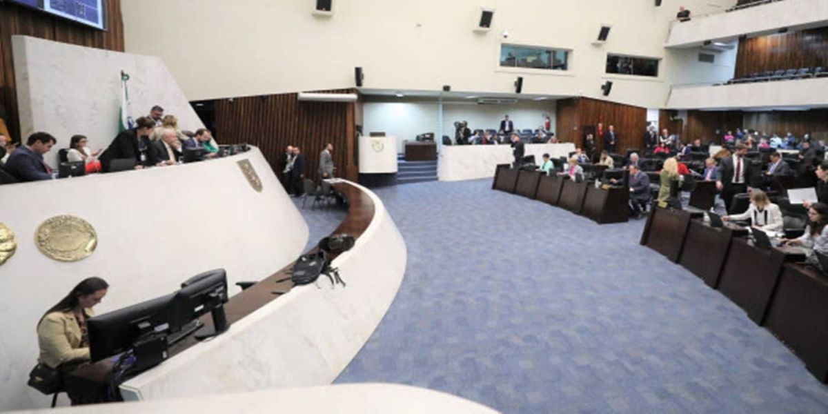 Aprovado projeto que promove mobilização pela saúde mental materna no Paraná