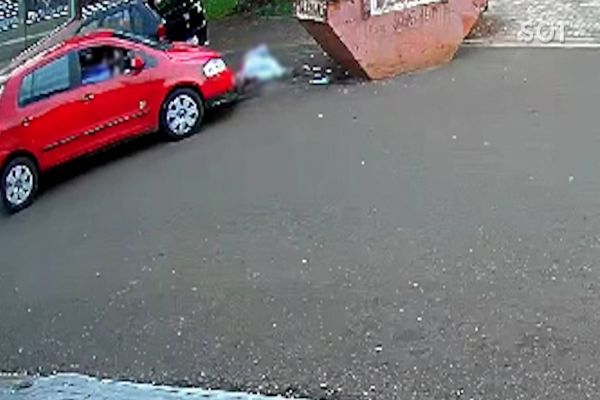 Imagem referente a notícia: Câmera de segurança registra atropelamento de homem na Vila Tolentino