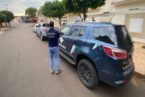 Imagem referente a notícia: Operação Grade A: Receita e PF combatem organização criminosa que atuava no descaminho de eletrônico