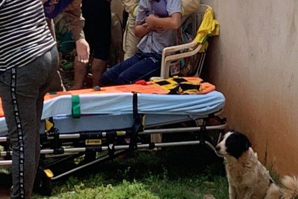 Imagem referente a notícia: Menina de 9 anos é atropelada por ciclista no Bairro Cascavel Velho