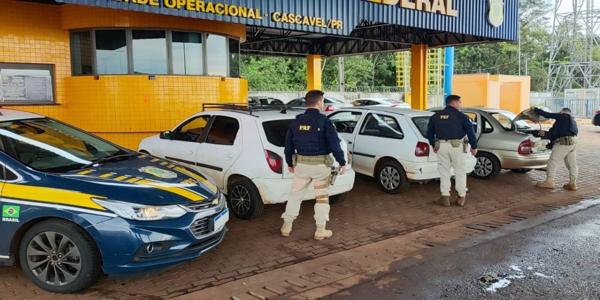 PRF apreende três veículos carregados com maconha na BR-277, em Cascavel