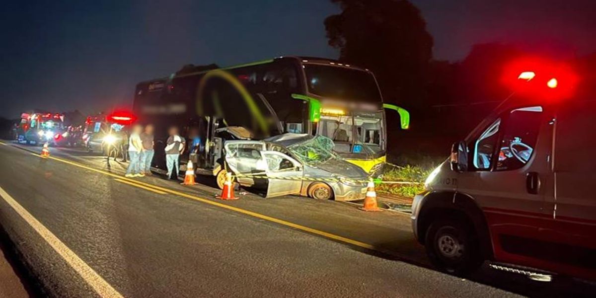 Condutor não habilitado morre em grave acidente entre carro e ônibus na BR-373 em Candói