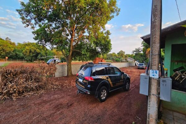 Imagem referente a notícia: Polícia Federal deflagra operação contra tráfico de drogas no oeste e sudoeste do Paraná