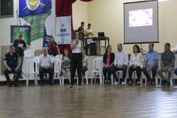 11º Encontro de Trabalhadoras Rurais de Toledo movimenta Vila Ipiranga