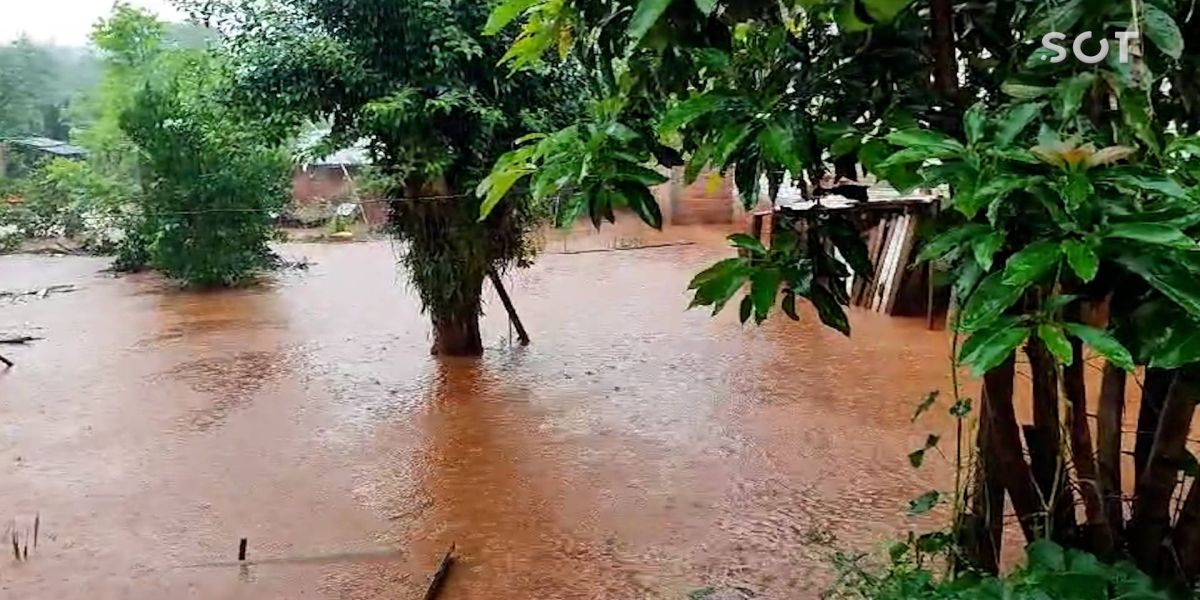 Fortes chuvas provoca varios pontos de alagamento no sudoeste do Paraná