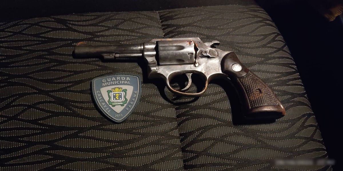 Guarda Municipal apreende revólver durante Investigação de crime no Jardim Clarito