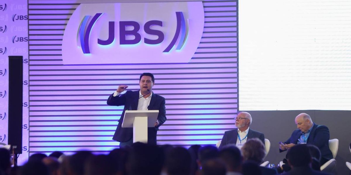 Governador busca junto à JBS a instalação de frigorífico de suínos no Paraná
