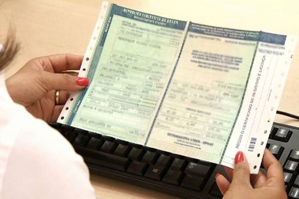 Projeto de lei quer ampliar o prazo para comunicação de venda de veículos