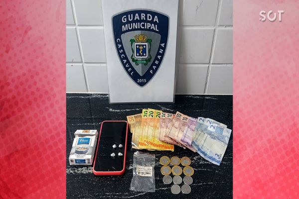 Dois jovens com drogas são detidos pela Guarda Municipal no Terminal Oeste em Cascavel