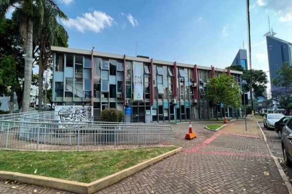 7ª Mostra Panorama das Artes Visuais de Cascavel encanta com diversidade de obras