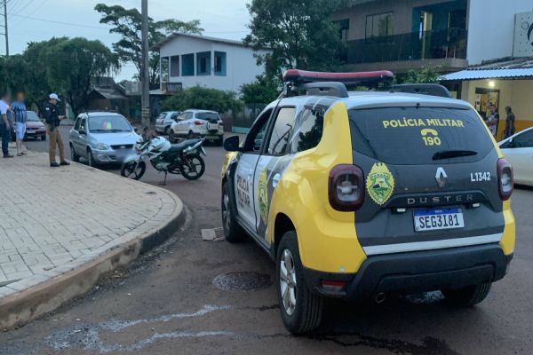 Imagem referente a notícia: Motociclista fica em estado grave após colidir na traseira de automóvel no Bairro Brasmadeira