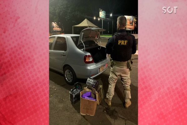 Imagem referente a notícia: Após condutor desobedecer ordem de parada, PRF apreende 49 quilos de maconha em Santa Terezinha