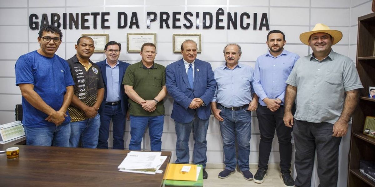 Ministro do TCU Augusto Nardes fala sobre governança em visita à Câmara