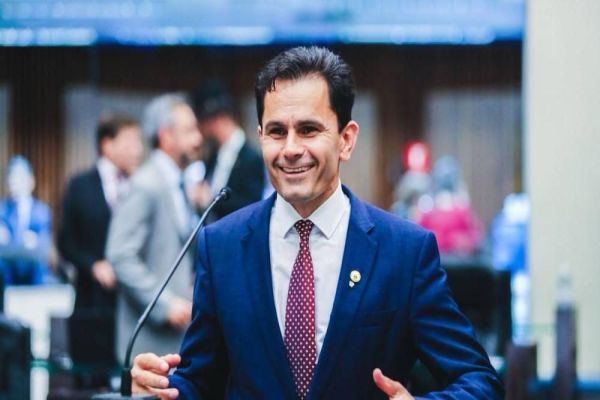 “Parabéns para nós, cascavelenses! Somos parte da história de sucesso da nossa Capital do Oeste!”