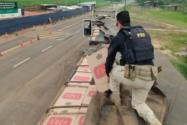 Polícia Rodoviária Federal realiza grande apreensão de cigarros contrabandeados em Icaraíma