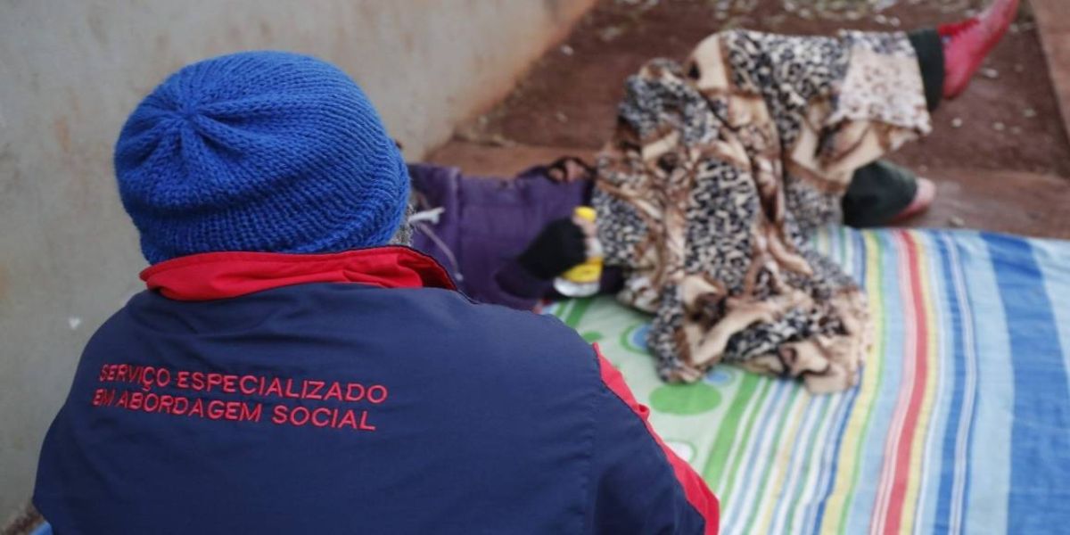 Rede de apoio tem vários caminhos para tirar cidadão das ruas em Cascavel