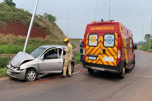 Condutora fica ferida após acidente no contorno oeste da BR-467 em Cascavel