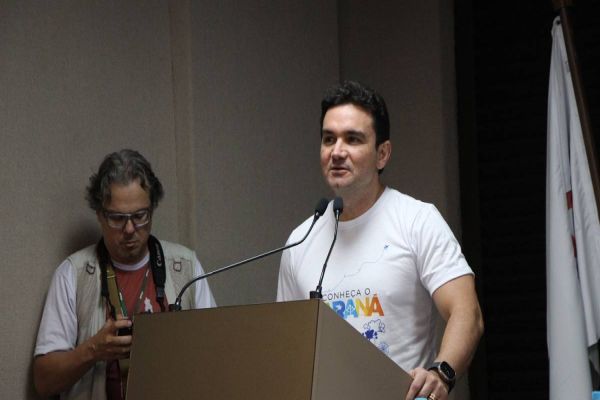 Celso Sabino visita Cascavel e destaca o poder turístico ao conhecer o projeto do Mercado Municipal