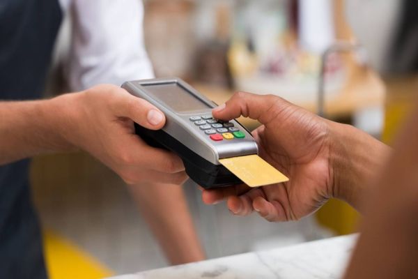 Delegacia de Estelionatos alerta: Golpe da Maquininha de Cartão tem se tornado frequente em Cascavel