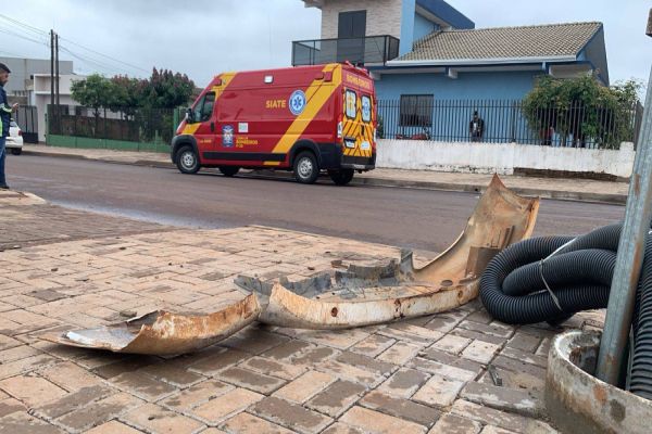 Dois acidentes são registrados na Rua Guilherme Piovesan no bairro Brasmadeira em poucos minutos