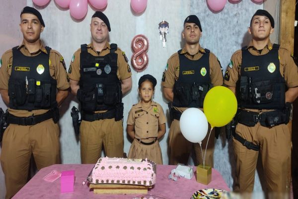 Aniversário temático da Polícia Militar encanta criança em Assis Chateaubriand