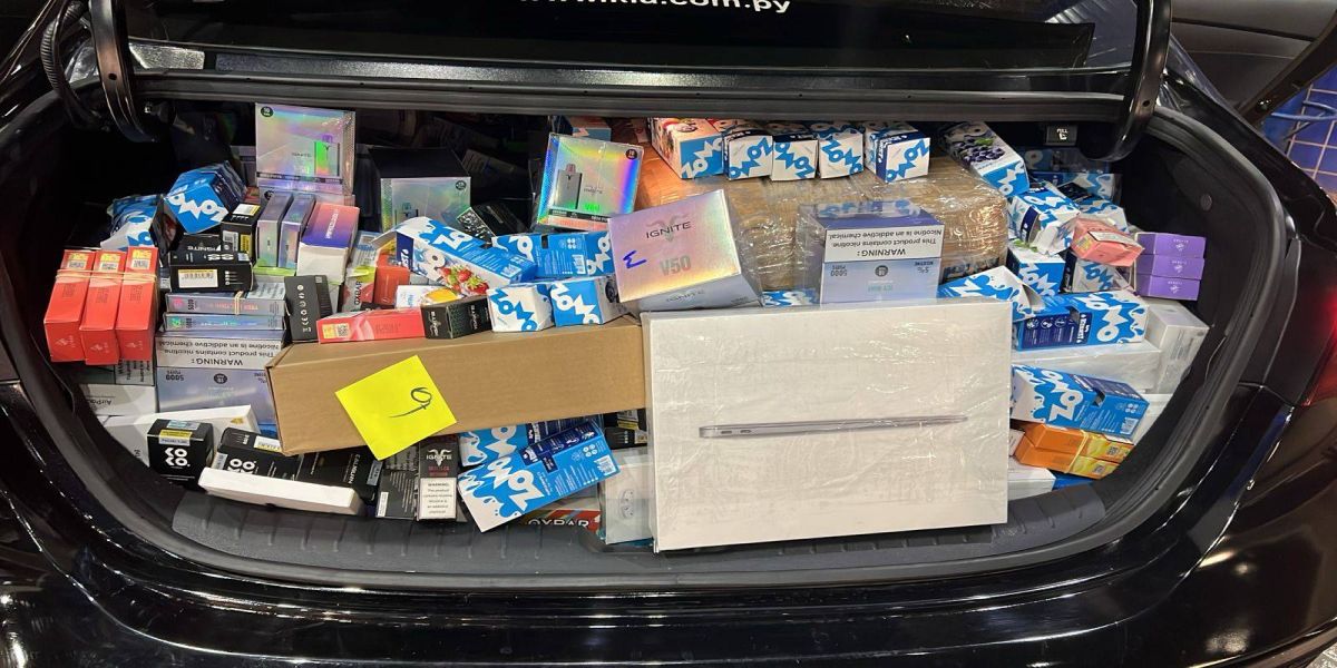 Receita e PF apreendem veículo com contrabando avaliado em mais de 1 milhão de reais