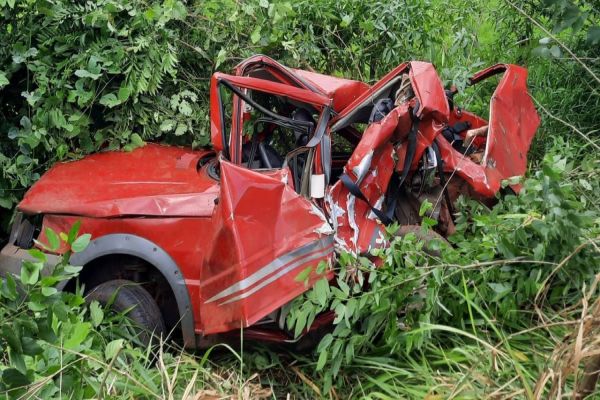 Homem morre após violenta colisão Traseira na PR-495 entre Missal e Medianeira