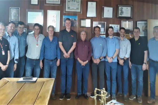 Nova diretoria da Syngenta Seeds é recebida pelo comando da Coopavel