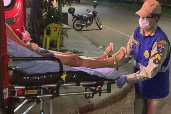 Mulher é esfaqueada pelo ex-companheiro no Jardim Riviera em Cascavel