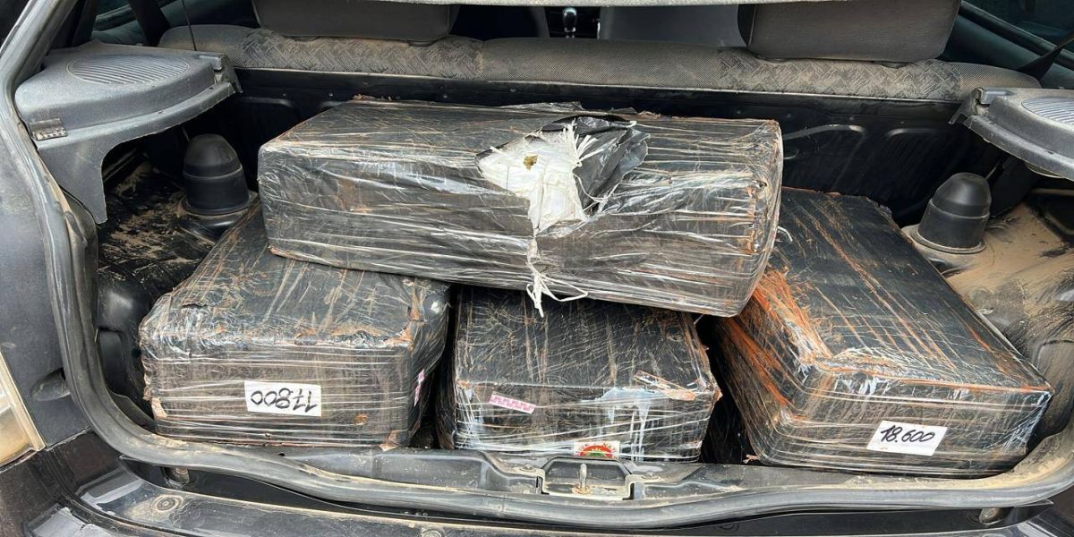 Polícia Rodoviária Federal realiza grande apreensão de drogas na BR-163 em Cascavel