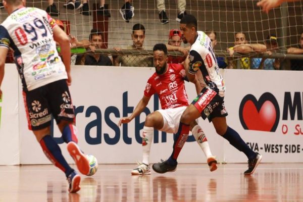 Cascavel Futsal é eliminado da Liga Nacional após derrota para o Atlântico por 6x1