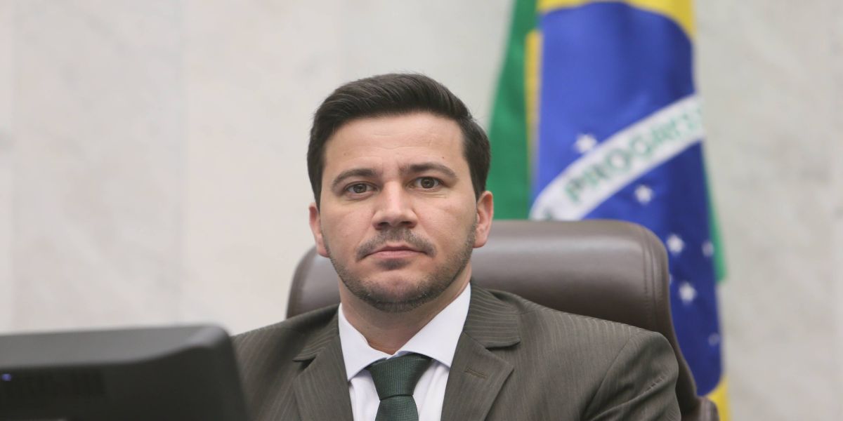 “Aumento do ICMS é traição ao povo paranaense que já está sufocado”, afirma dep. Arilson