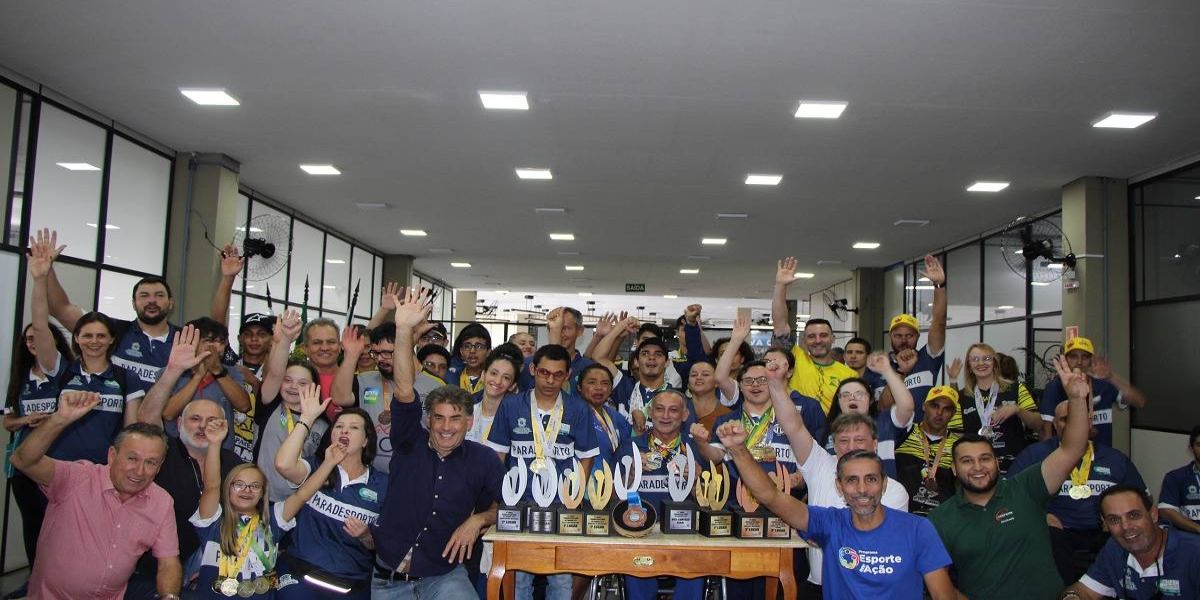 A superação precisa estar no pódio, diz Paranhos ao receber atletas e paratletas