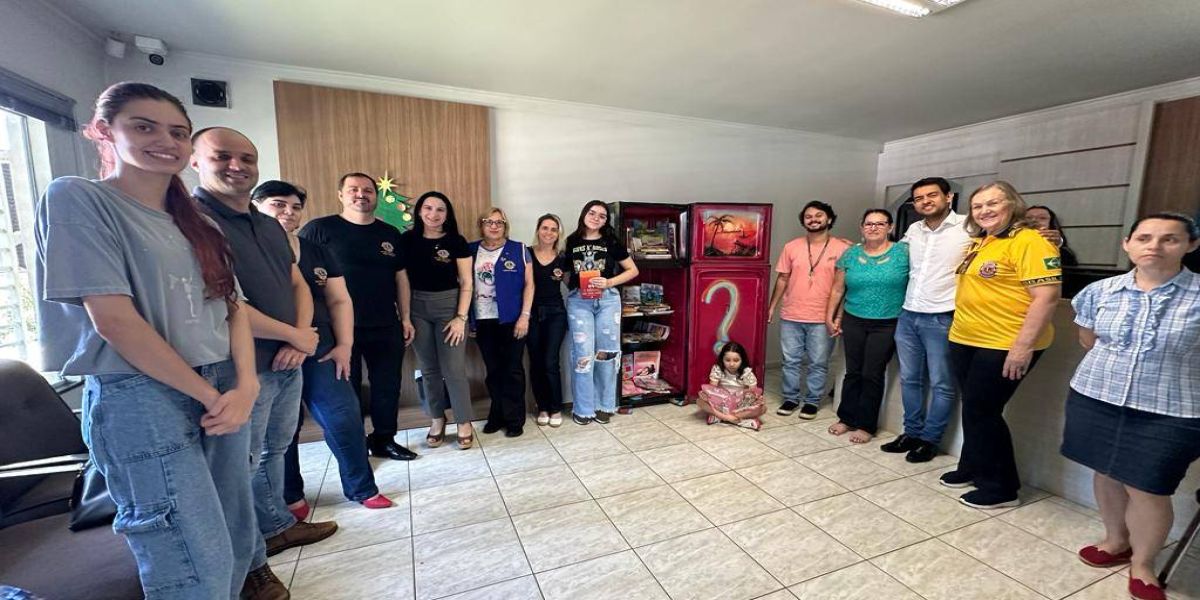 GELATECA: Biblioteca solidária leva conhecimento às crianças e adolescentes